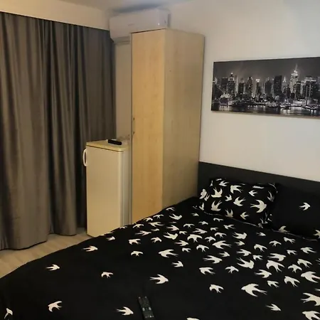 Apartment Situat Aproape De Mare *